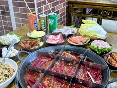 -乖嬢嬢重庆老火锅(南联店)