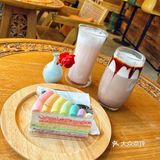 吃掉彩虹蛋糕拥有七彩的梦