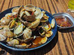 -蚝堡海鲜·威海菜·海肠捞饭·烧烤·亚洲吃蚝公司(幸福门店)