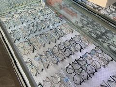 -阿波罗眼镜·蔡司授权店(孙厝店)