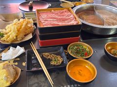 -牛武士寿喜烧·和牛火锅自助(全球首店)