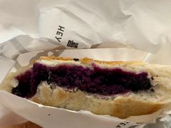 紫米紫薯米面包-喜茶(上海北外滩来福士店)