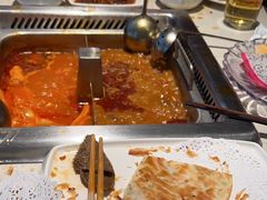 -海底捞火锅鲜切牛肉主题店(长寿路店)