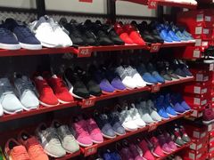 -PUMA品牌自营折扣店(武汉永旺梦乐城店)