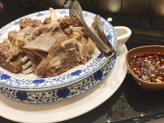 大块手把肉-巴音浩日娲·蒙餐(双林东路店)