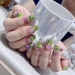 -晨·艺美甲美睫