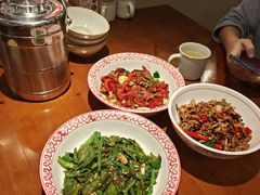 -蛮佬拾·乡里土菜馆(河西王府井店)
