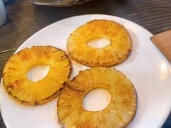 -几个木匠匠人厨房