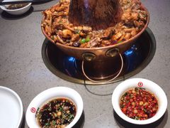 -老佛爷铜炉蛙锅(东门老街店)