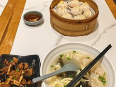 -馋三尺蟹粉小笼(人民广场店)