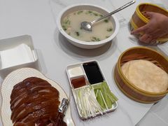 -梅利汴京烤鸭•开封豫菜地标店(东司门店)