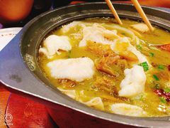 -周鱼小馆石锅酸菜鱼(活力汇店)