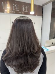 -镁连社·美联社