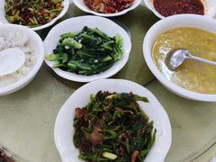 -湘里湘亲饭店(闸坡店)