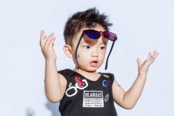 -小熊维尼高端儿童摄影(宝安旗舰店)