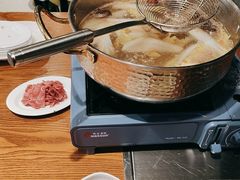 -牛满溢·自助潮汕鲜牛肉火锅(龙汇路店)