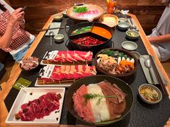 -三出山火锅(南京万象天地店)