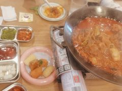 -WOW LUCKY创意韩料(龙阳广场店)