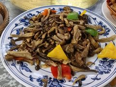 -天天向上素食餐厅(五台山店)