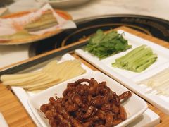 -娜仁图雅蒙古美食村(33小镇店)
