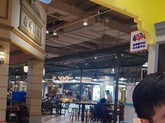 -大食代美食广场(上海中心店)