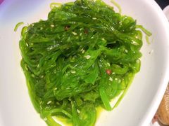 风情海藻丝-西街夜油条·麻团包乌饭
