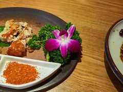 -麦麦山云南菜(复地活力城店)