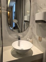 -香港倾城国际·美容美体中心