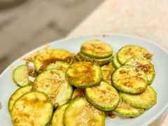 咸蛋黄炒小瓜-甜甜屋(解放中路店)