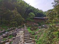 -宁波余姚老柿林山居度假村