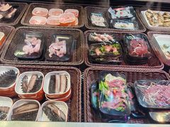 -尚品海鲜肥牛自助火锅(湖明店)