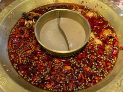 -哥老官重庆美蛙鱼头(西湖银泰十一哥店)