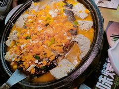 -吞鱼兽麻辣烤鱼(万达店)