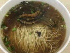 -老西白点心店