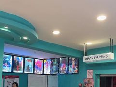 -荒岛实景沉浸密室(江汉路1店)