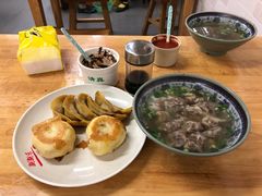 -牛味十足传统美食(凤凰西街店)
