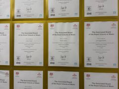 -缪斯琴行英皇小提琴.钢琴.吉他(张江店)