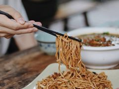 -小河无名面馆