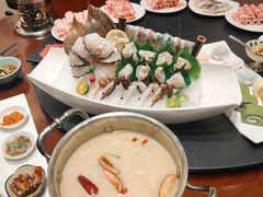 -余欢领鲜火锅(新街口店)