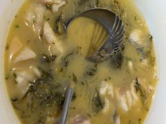 -严记小天府酸菜鱼(西四路店)