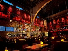 -FOUR PLAY BAR