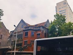 -巴公房子