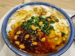 -正南齐北·老街糯米团(洪崖洞店)