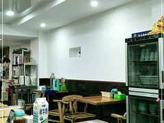 大堂-小汉食馄饨店