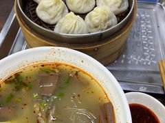 鸡汁汤包-鲁氏汤包王(长白街店)