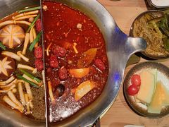 -湊湊火锅·茶憩(杭州湖滨银泰in77店)