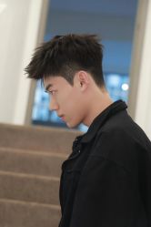 -慕名造型