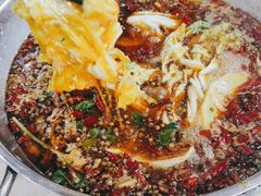 -渔香岛美蛙鱼头火锅(威清路店)