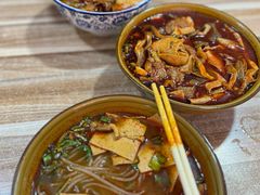 -老字号杨坡红油米线腊汁肉夹馍(东四道巷店)
