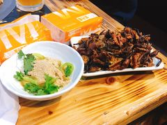 -咱屯子铁锅炖(洪楼店)